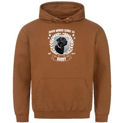 Dieser Mensch gehört zu - Personalisierbarer Unisex Hoodie