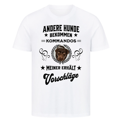 Andere Hunde bekommen Kommandos - Personalisierbares T-Shirt Unisex