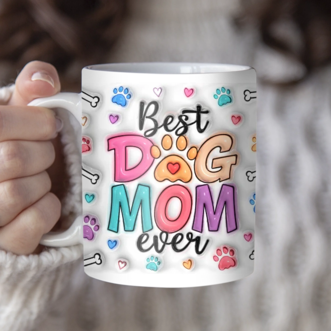 Mockup Tasse mit Frau links 2048 x 2048